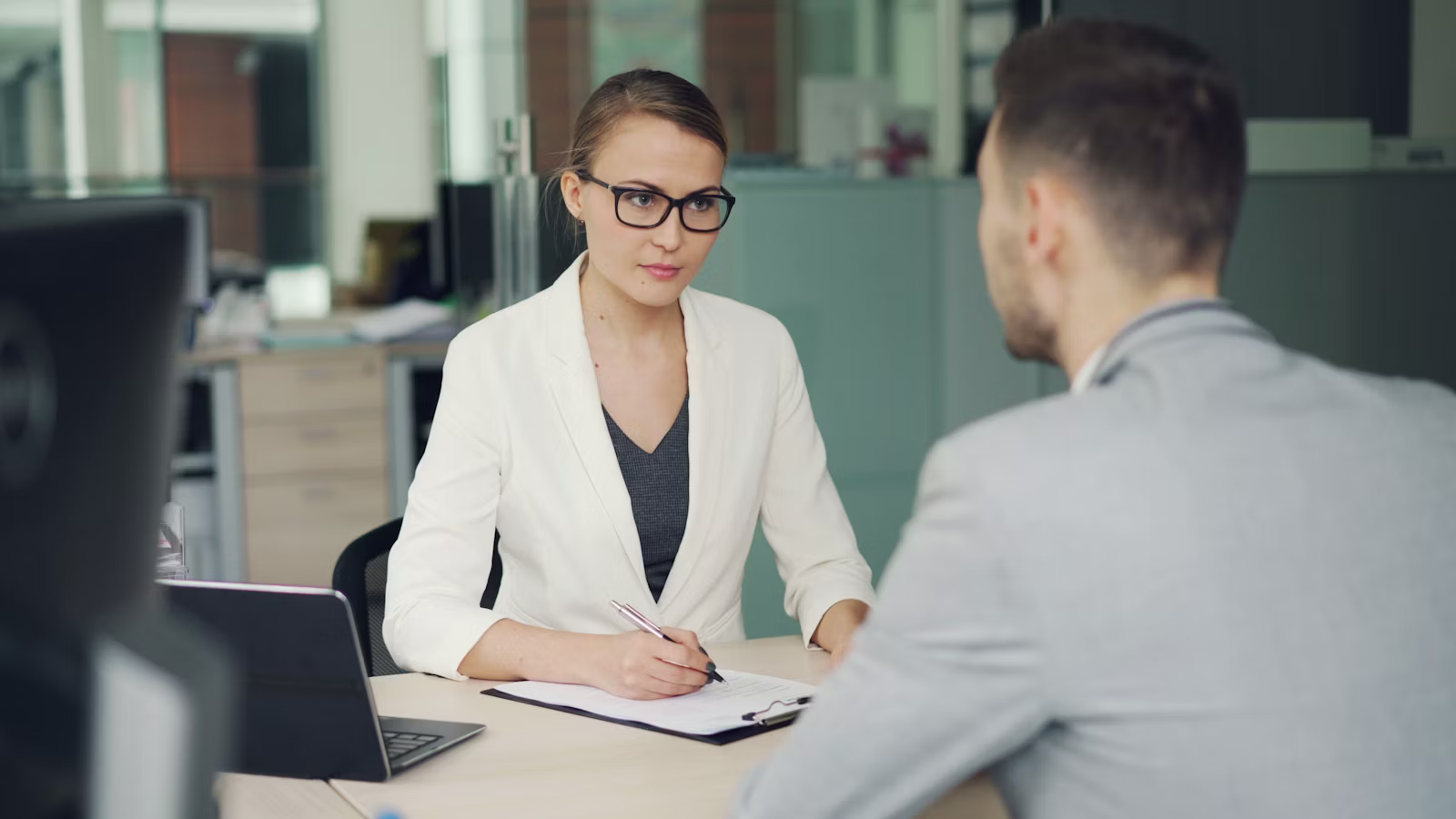 Situational Interview Questions: How to Answer Hypotheticals With Confidence