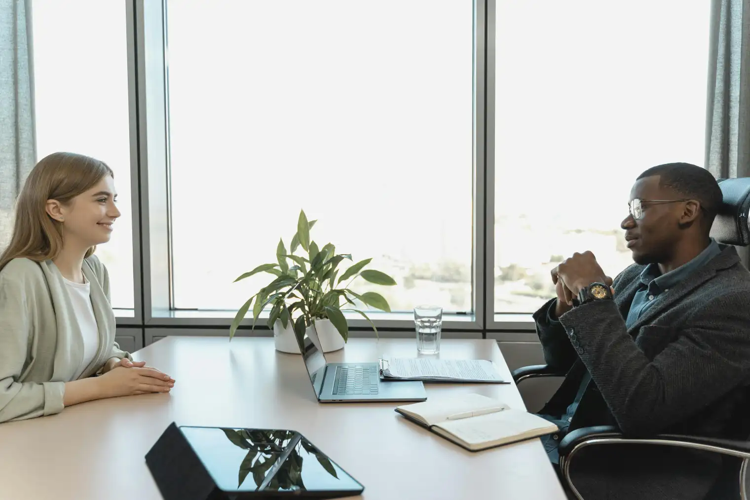 Why Should We Hire You? The Answer Structure That Actually Lands (With AI Help)